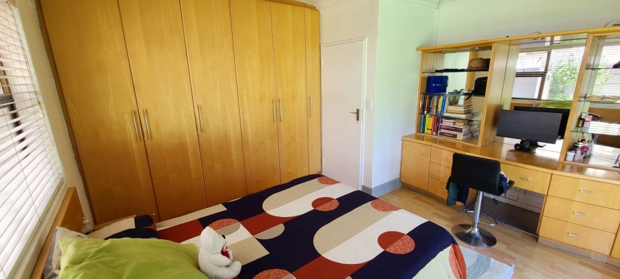 3 Bedroom Property for Sale in Cravenby Western Cape